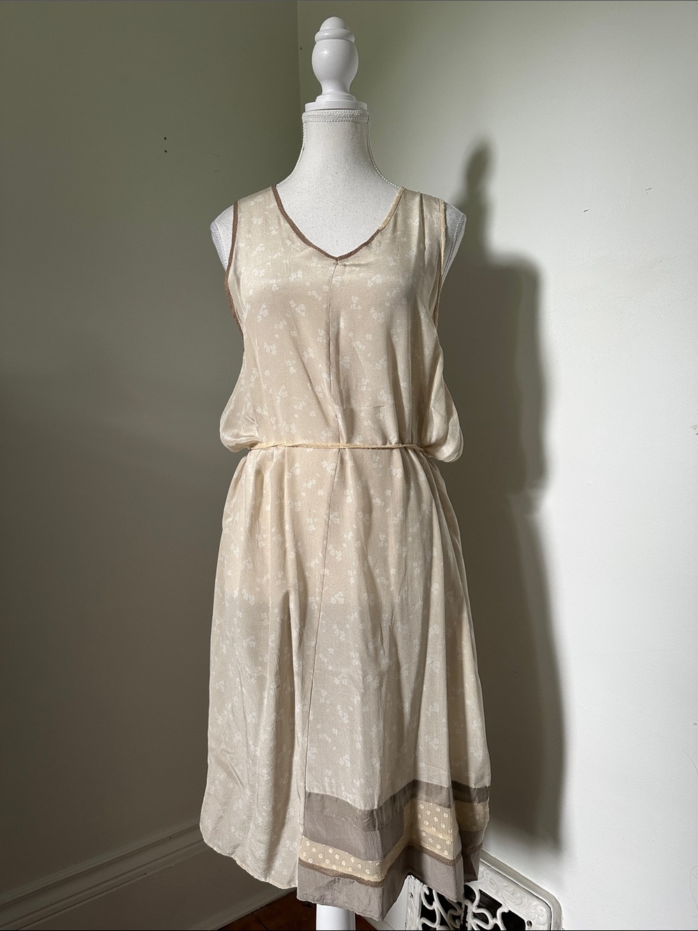 PAS DE CALAIS Cream 100% Silk Floral Patchwork Boho Sheer Belted Dress Sz 38